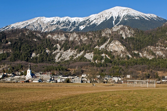 Stol (2236 m) od Valvasorjevega doma